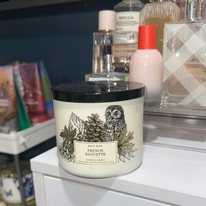 Bath & Body Works White Oak French Baguette Candle